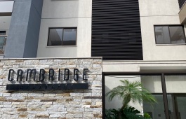 Edifício Cambridge Residence